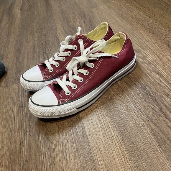 Womens Converse Sneakers - Picture 1 of 2